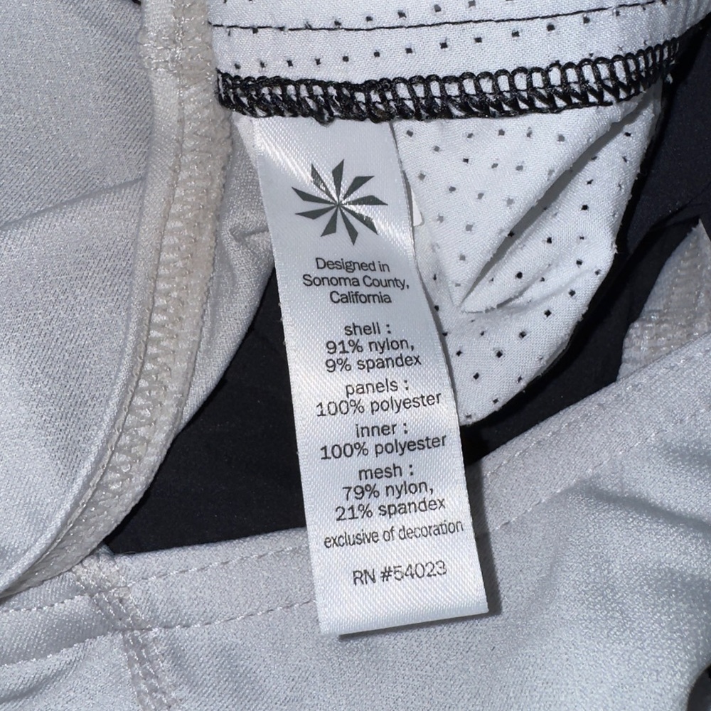 Athleta High Rise Acceleration Short Size Medium - Picture 5 of 5